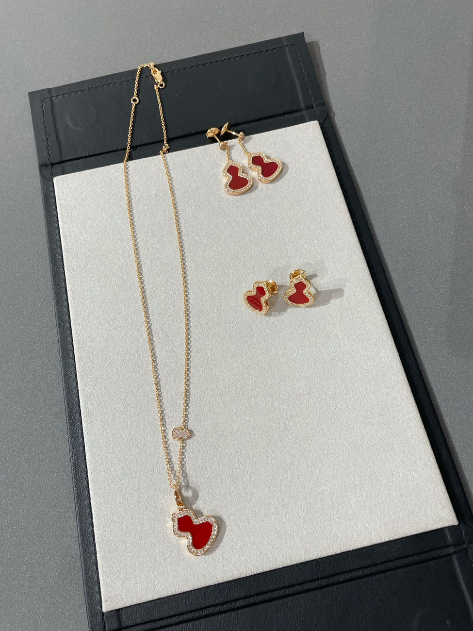 Qeelin Red Agate Suit (6) - www.newkick.vip